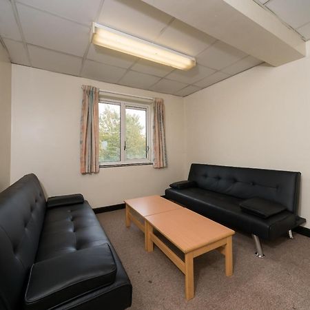 Ensuite Room In Nice Part Of Hull - Quick Central Kingston upon Hull Bagian luar foto
