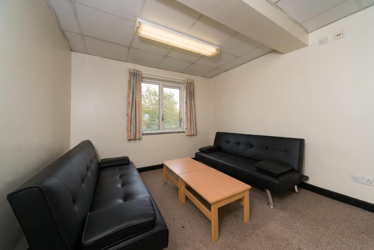 Ensuite Room In Nice Part Of Hull - Quick Central Kingston upon Hull Bagian luar foto